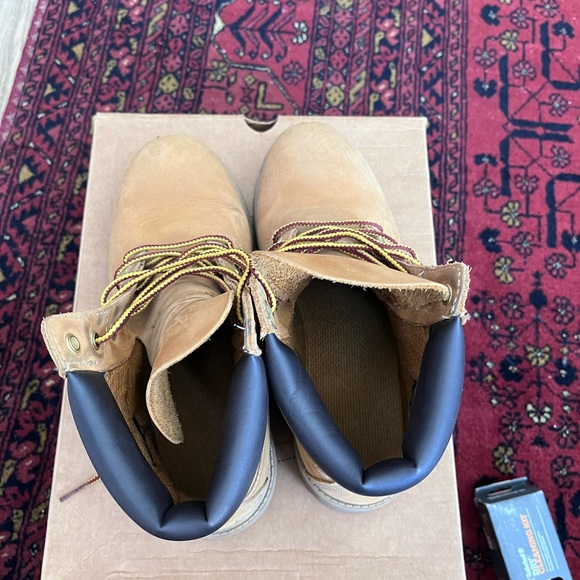 Timberland Boots - Picture 5 of 8